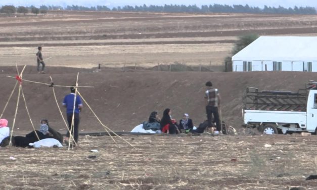 Syria Feature: Fearing Chemical Weapons & Fleeing Shelling, Syrians Flood To Jordanian Border