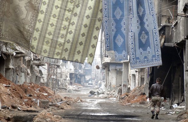 Syria: 15 Minutes Between Glitz & Devastation in Damascus
