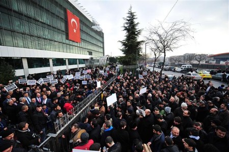 Turkey Daily, Dec 14: Erdogan Attacks Opposition By Arresting Journalists and Former Police Officers