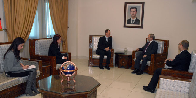 Syria Feature: Amid Regime’s Sieges, Deputy Foreign Minister Receives Head of World Food Program