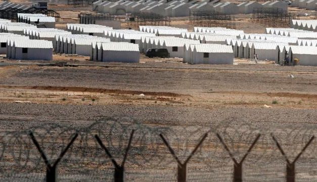 Syria Feature: A Near-Empty Camp in Jordan, But 10,000s Wait at Border