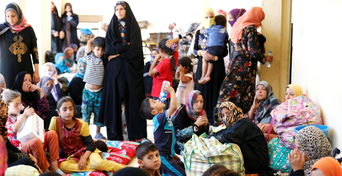 Iraq Feature: Fleeing the Battle for Fallujah