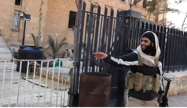 Syria Daily: ISIS Retakes Palmyra, Pro-Assad Forces Close to Capture of Aleppo