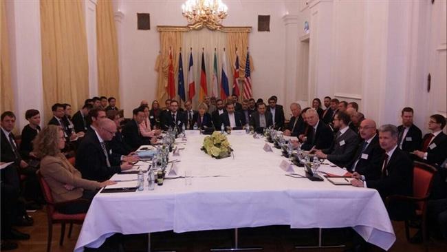 Iran Daily: Tehran & 5+1 Powers Review Nuclear Deal