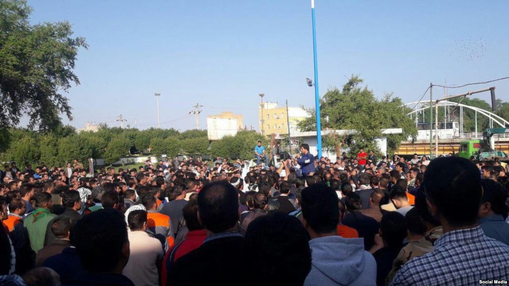 Iran Daily: 41 Steelworkers Detained Amid Strike