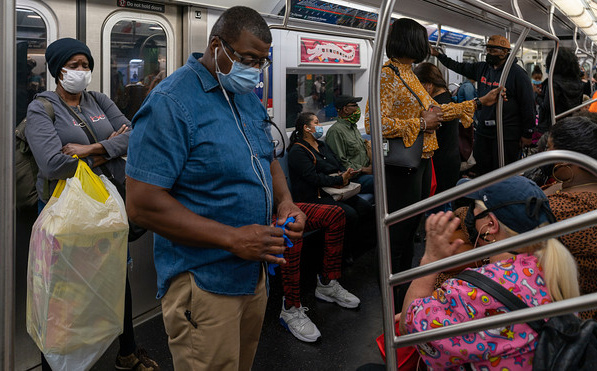Coronavirus: Trump Administration Blocks CDC From Requiring Masks on Public Transport
