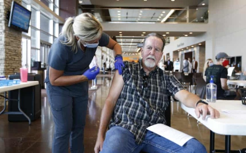 EA on Monocle 24 and talkRADIO: The US Push for Coronavirus Vaccinations