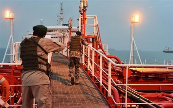 Iran Releases Detained Vietnamese Tanker, Keeps Oil