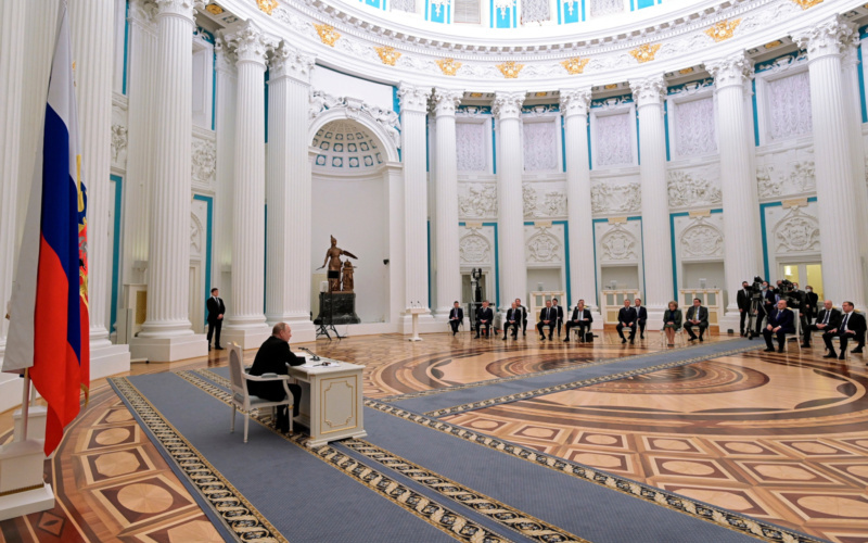 Ukraine: World Condemns Russia's Imminent Invasion - Vimarsana News