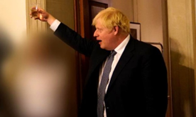 EA on Radio Islam: UK’s Boris Johnson Can’t Break Free of PartyGate