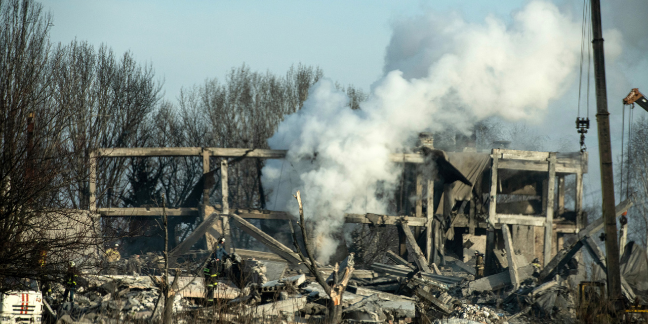Ukraine War, Day 314: Up to 400 Russian Troops Killed in Destroyed Barracks