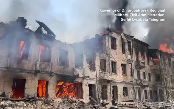 Ukraine War, Day 458: “Only An Evil State Can Fight Against Clinics” — Russia Kills 2, Injures 30 In Strike On Dnipro Hospital