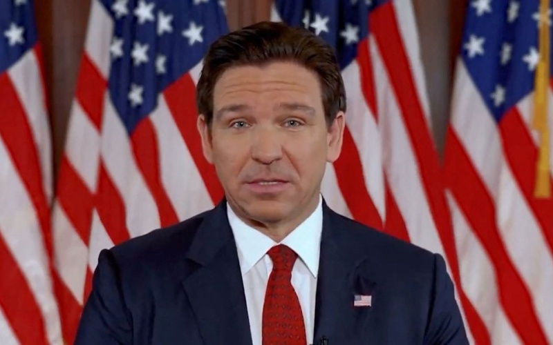 EA on Times Radio: Week in Review - DeSantis-Haley-Trump; Ukraine; Israel-Gaza; Talking Slang; and Goodbye, Lenin - Vimarsana News