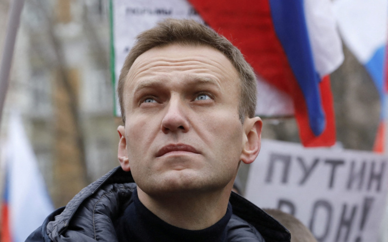 EA on Times Radio: Week in Review - Putin-Navalny; Ukraine; AI...and Beyoncé Goes Country - Vimarsana News