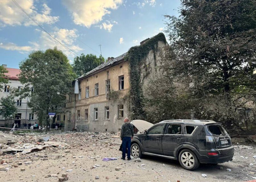 Ukraine War, Day 1,274: Russia Bombs Cities as It Avoids Putin-Zelensky Meeting