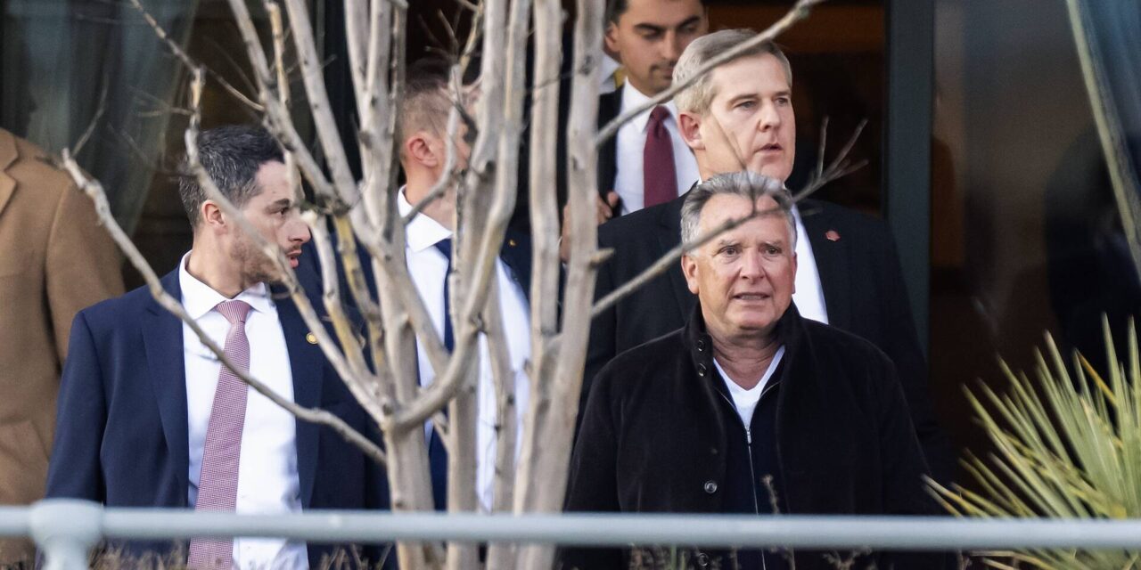 Ukraine War, Day 1,464: Kyiv and US Seek Trilateral Meeting — But Will Kremlin Agree?