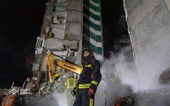 Ukraine War, Day 1,542: Russia Murders 24+ in Kyiv
