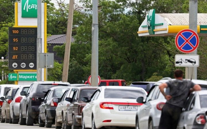 EA-Ukraine VideoCast: Kyiv Tries to Cut Off Russian-Occupied Crimea