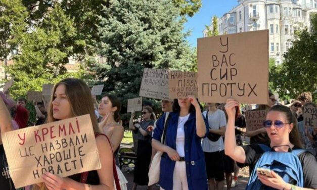 Ukraine War, Day 1,606: Protests Grow Over Zelensky’s Dismissal of Defense Minister Fedorov