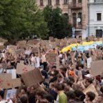 Ukraine War, Day 1,609: Protesters to Zelensky — Reinstate Defense Minister Fedorov by Friday