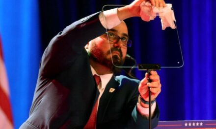 EA on Dublin NewsTalk: The Hypocritical Firing of Trump’s Teleprompter Operator